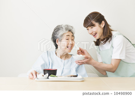 祖母和女兒·家庭護理 10498900