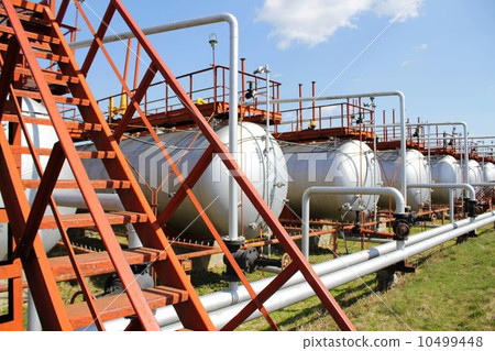 Storage gas tanks 10499448