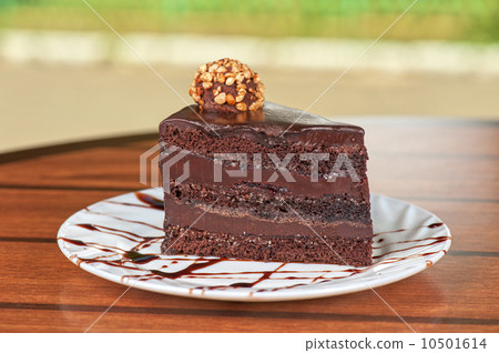 chocolate cake piece chocolate cake piece 10501614