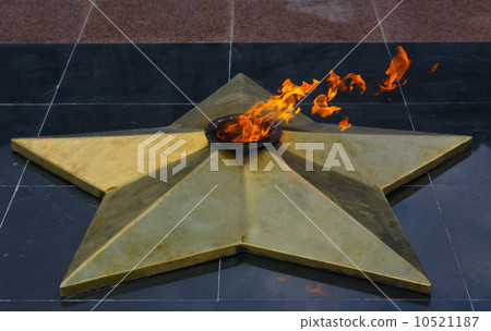 Eternal flame 10521187