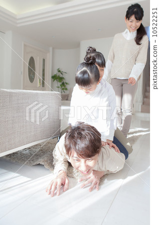 Parents care Parents care 10522251