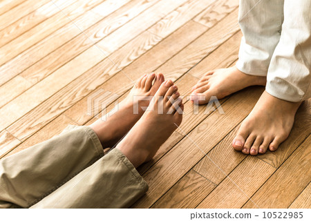 A man standing by a collapsing woman A man standing by a collapsing woman 10522985