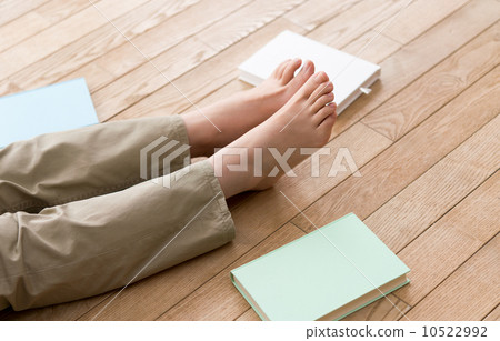 書籍和女士們 10522992