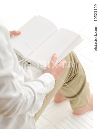 I read a book I read a book 10523109