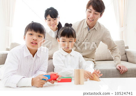 建立家庭 10524741