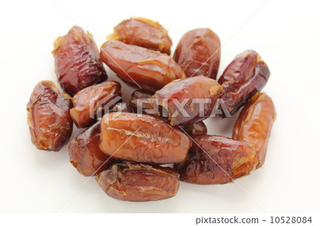 Dried fruit date 10528084