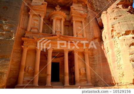 Petra ruins El · Hazune Petra ruins El · Hazune 10529156