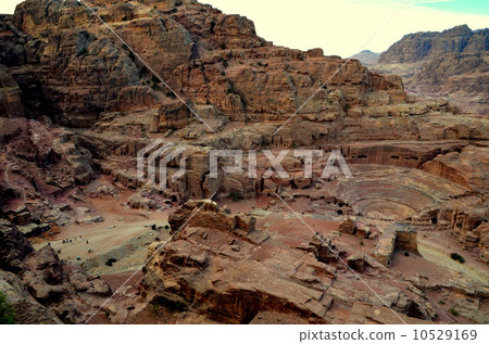 Petra ruins Petra ruins 10529169
