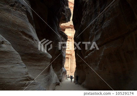 Petra ruins Petra ruins 10529174