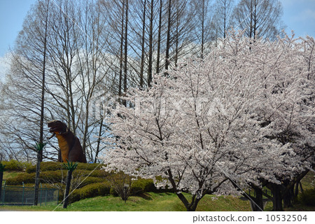 Spring dinosaur park 10532504