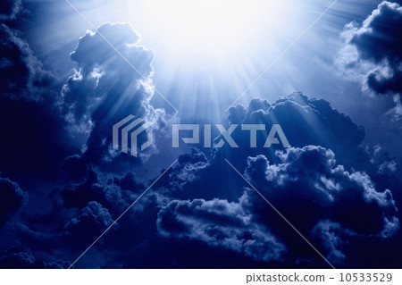Light from above 10533529