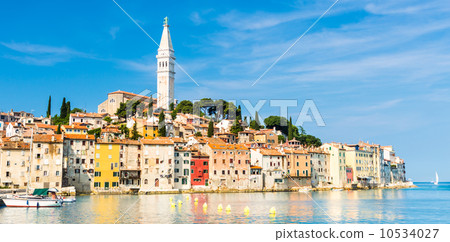 Coastal town of Rovinj, Istria, Croatia. 10534027