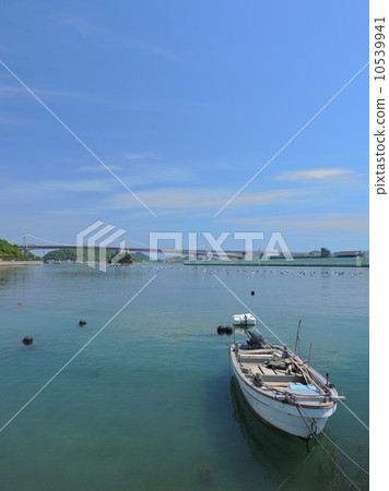 Fishing vessel 10539941