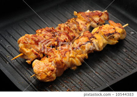 chicken shish kebab on skewers 10544383