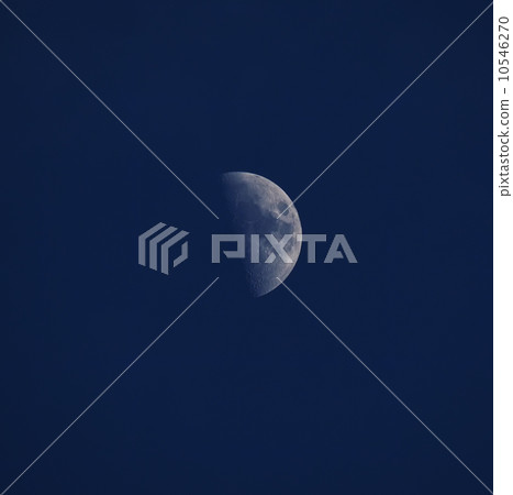 moon 10546270