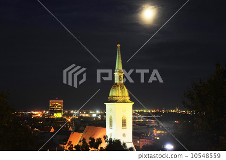 St. Martin's Cathedral, Bratislava St. Martin's Cathedral, Bratislava 10548559