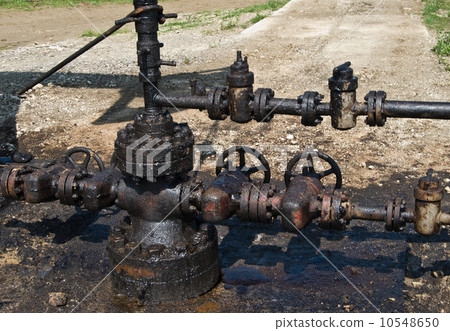 oil-well 10548650