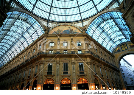 Milan Milan 10549599