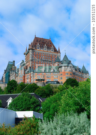 Chateau Frontenac in the day 10551155