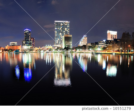 Orlando night panorama 10551279