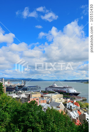 Quebec City 10551430