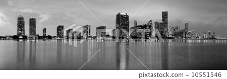 Miami night scene Miami night scene 10551546