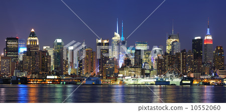 New York City Manhattan midtown skyline at dusk 10552060