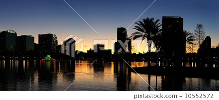 Orlando silhouette 10552572