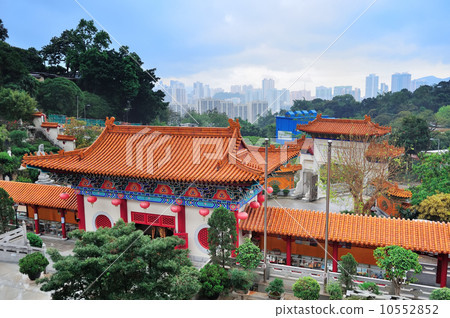 Chinese temple 10552852