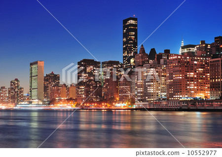 New York City Manhattan midtown skyline 10552977
