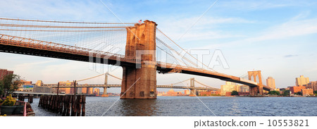 Brooklyn Bridge panorama 10553821