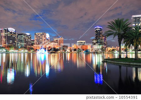 Orlando downtown dusk 10554391