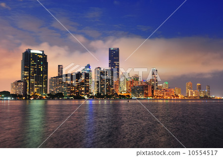 Miami night scene Miami night scene 10554517