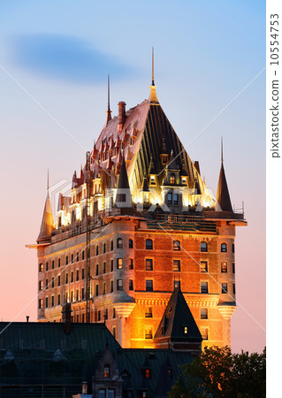 Chateau Frontenac 10554753