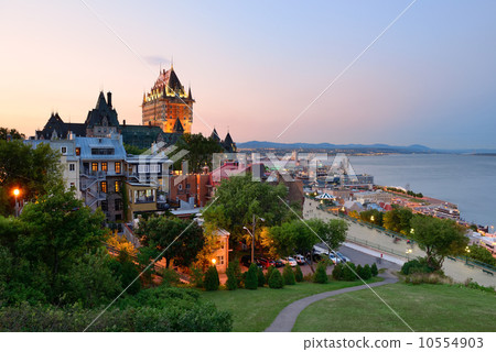 Quebec City 10554903
