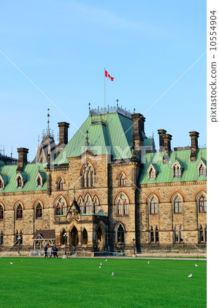 Ottawa historical buildings 10554904
