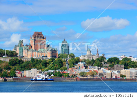 Quebec City skyline 10555112