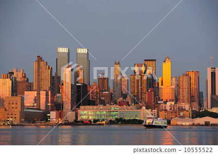 New York City New York City 10555522