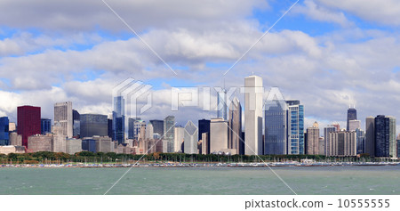 Chicago skyline over Lake Michigan Chicago skyline over Lake Michigan 10555555