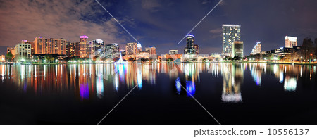 Orlando night panorama 10556137
