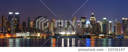 New York City Manhattan midtown skyline at dusk 10556147