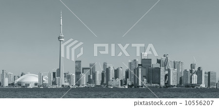 Toronto skyline in the day 10556207