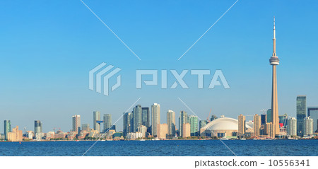 Toronto skyline in the day Toronto skyline in the day 10556341