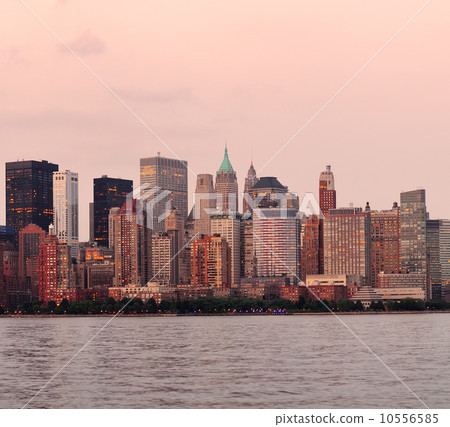 New York City Manhattan downtown skyline 10556585