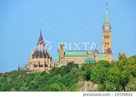 Ottawa historical buildings 10556682