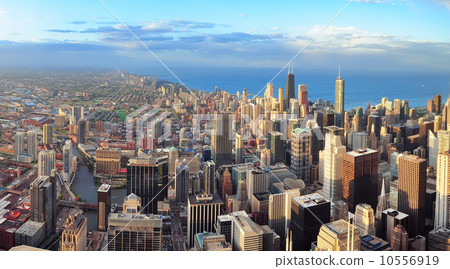 Chicago skyline at sunset Chicago skyline at sunset 10556919