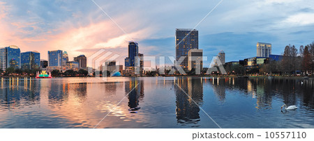 Orlando panorama 10557110