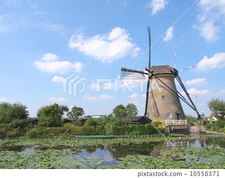 World Heritage Netherlands Windmill network of Kinderle Dyke 10558371