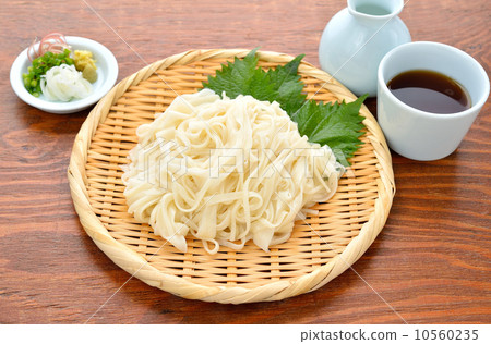 Ina庭院烏龍面,ZARU烏龍面的圖像。 Ina庭院烏龍面,ZARU烏龍面的圖像。 10560235