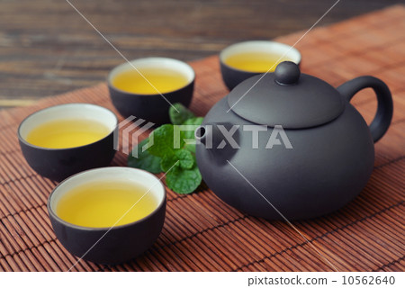 Green tea 10562640